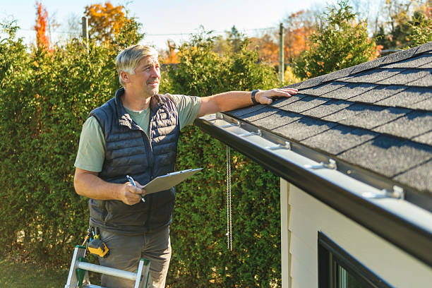 Professional Roofing technician working in Smithers, WV